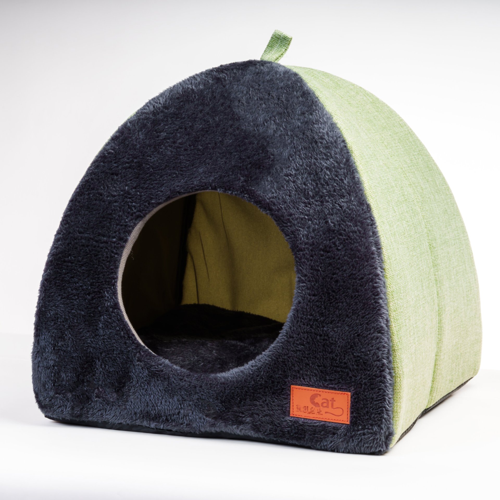 Cama de gatos caliente en invierno triángulo espesado estereoscópico cerrado cama de gatos perros casa de gatos artículos al por mayor