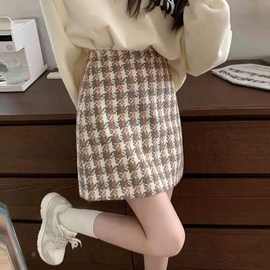 秋冬毛呢格子半身裙女2025新款大码高腰短裙法式显瘦包臀A字裙女