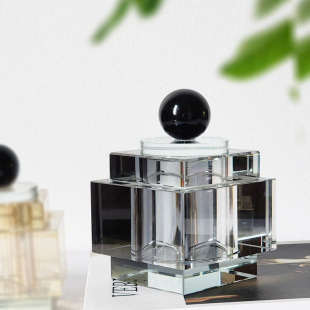 Creative Advanced Crystal Aromatherapy Bottle Living Room Desktop Square Craft Cotton Cab Jar Light Luxury Entrance Decoration Ornaments