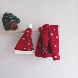 Korean Children's Red Snowflake Hat Scarf Two-piece Set Winter Warm Christmas Gift Wool Hat Scarf