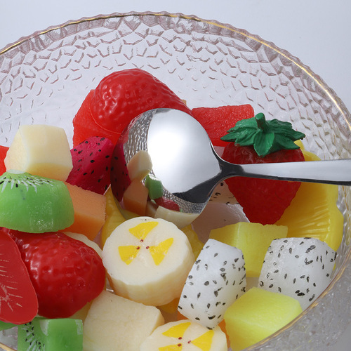 Japanese-style wooden-handled stainless steel knife, fork, and spoon set, Western-style steak knife, wooden and stainless steel dining utensils, soup spoon, fruit, and dessert fork