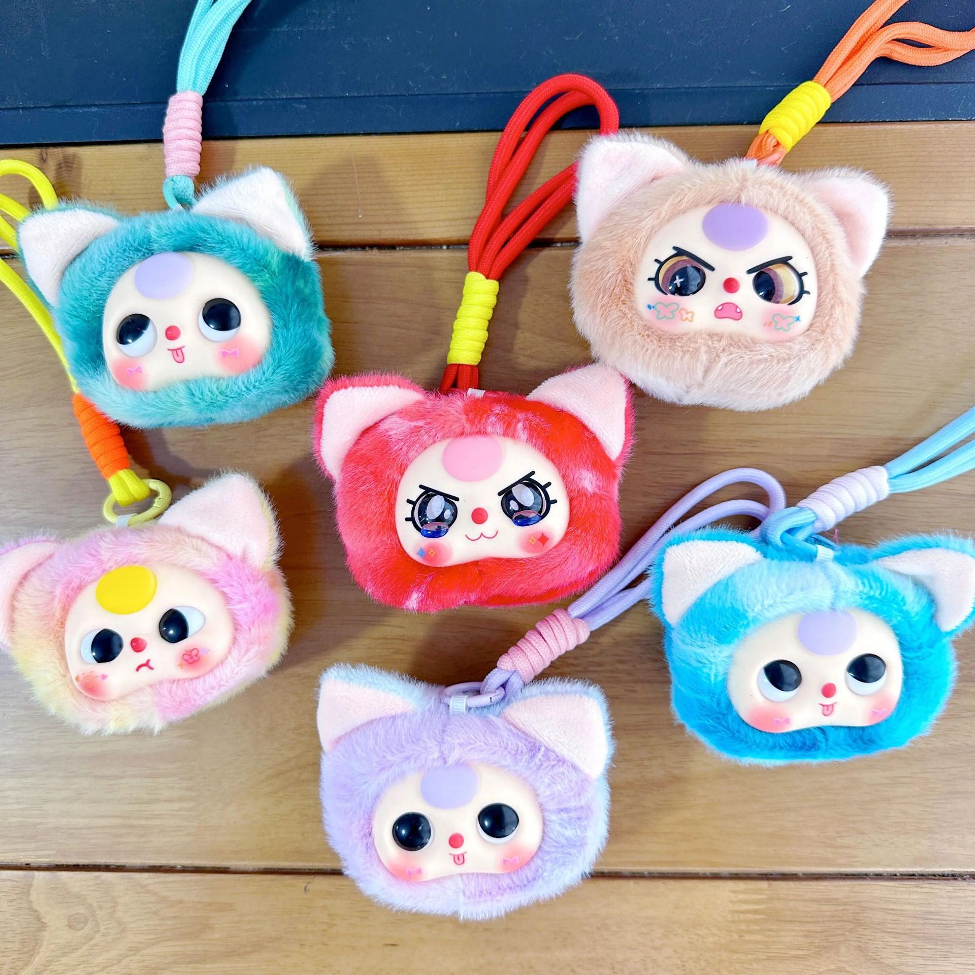 Cuatro pulgadas muñeca de peluche pequeño colgante muñeca llavero muñeca mochila colgante juguete de peluche regalo
