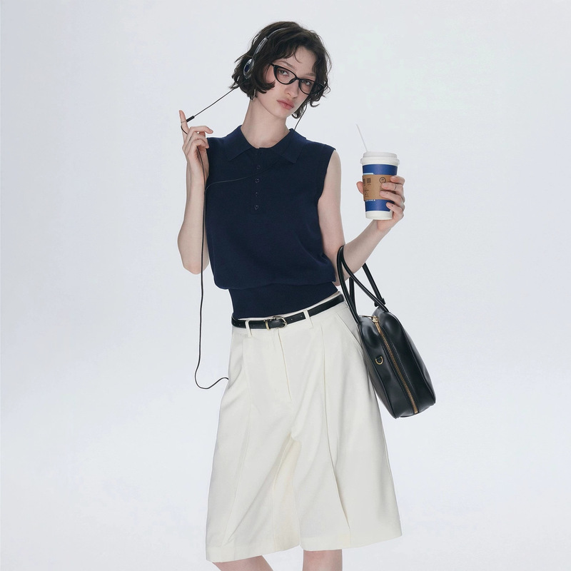 Navy Blue Polo Collar Short Knit Top for Women, Summer Slim-Fit Sleeveless Vest, Stylish and Sophisticated Outfit Top
