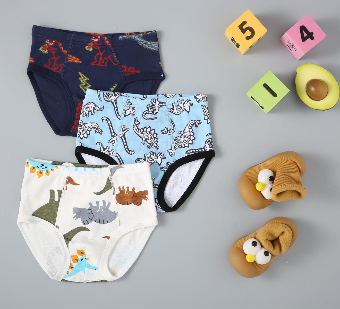 Сапфир синий динозавр комбинация