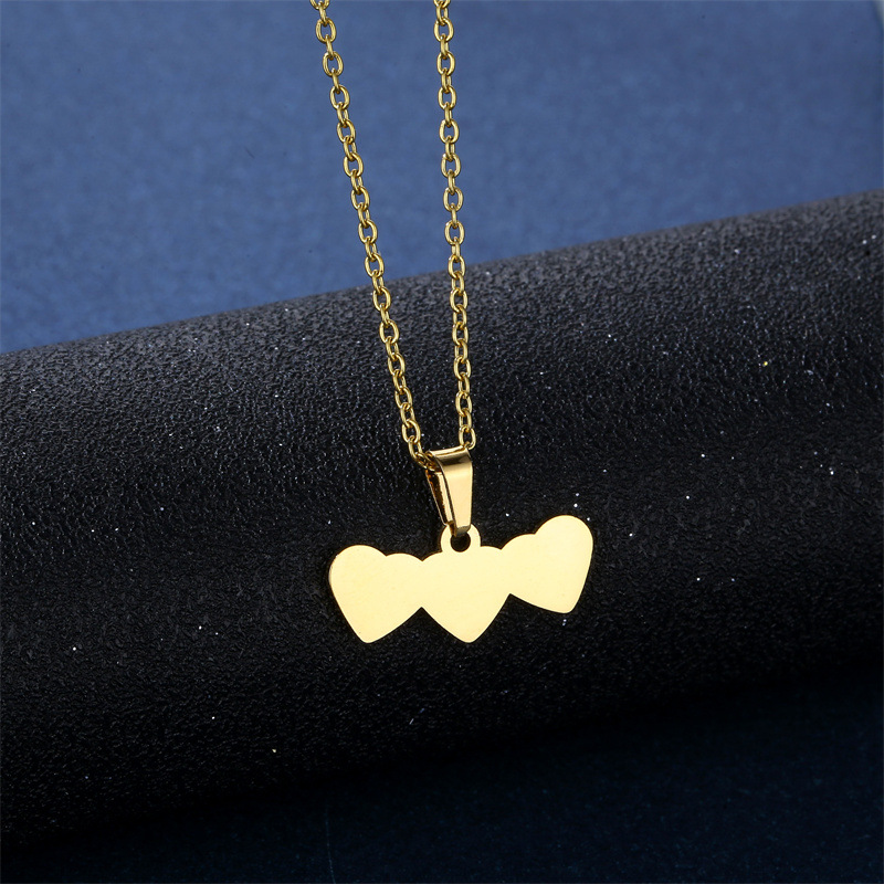 Womenu0027S Simple Style Heart Stainless Steel Titanium Steel Pendant Necklace Jewelry Sets