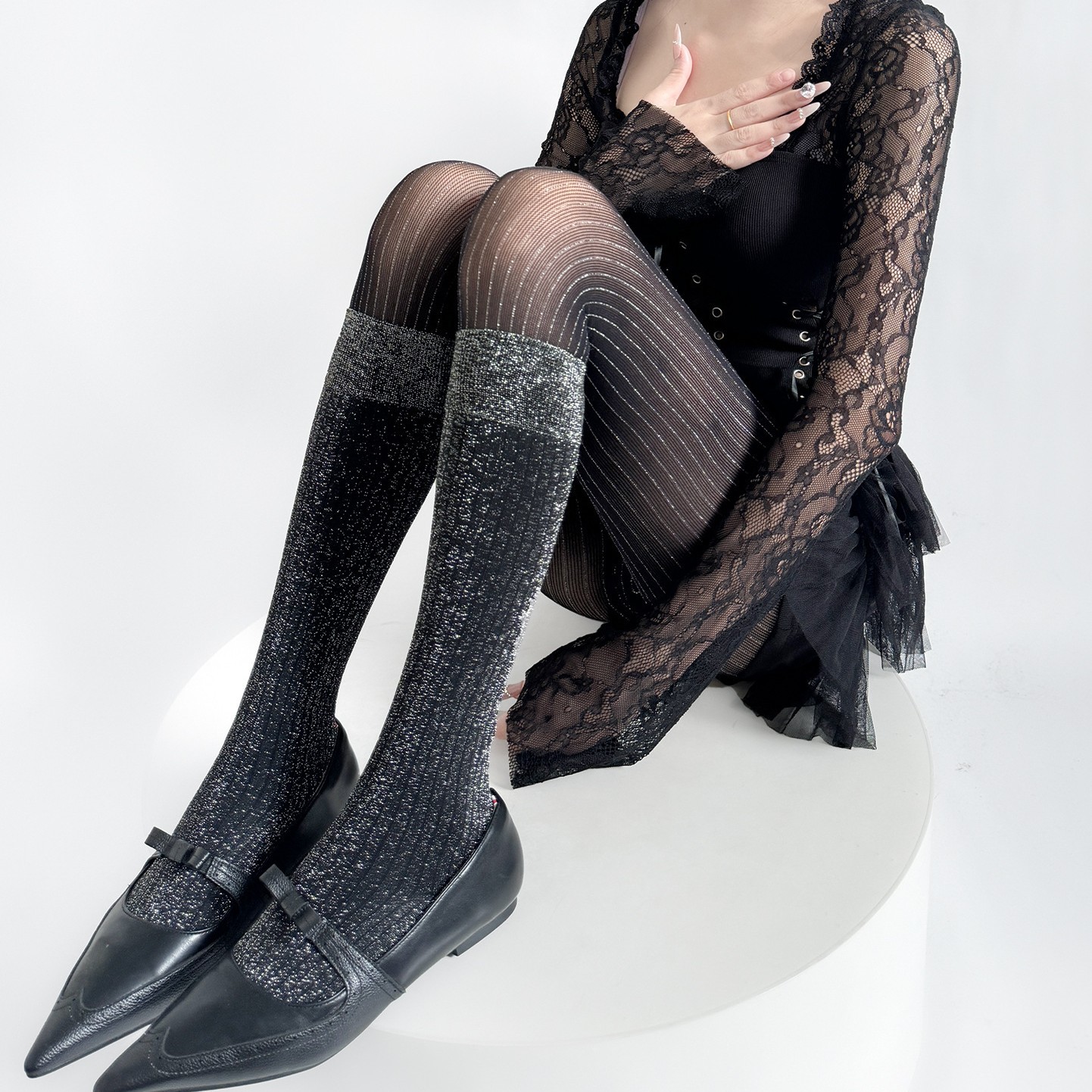 Autumn and Winter Bulingbuling Silver Silk High-End Vertical Pattern Black Layered Sexy Sexy Leggings Gray Stockings