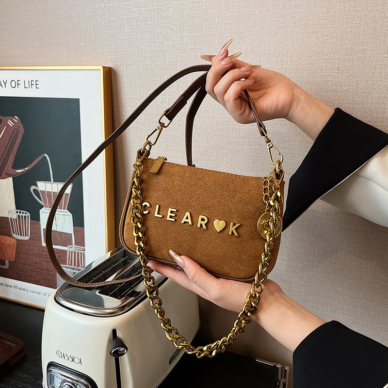 Maillard Small Fragrance Chain Bag Suede Net Red Bag Women's Spring 2024 New Fashion and Casual Versatile One Shoulder Crossbody Bag_voghion.com