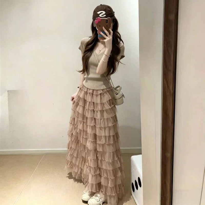 Plus-Size Women's Retro Coffee-Colored Off-Shoulder Knitted Sweater 2026 Spring New Design Mesh Cake Skirt Set Plus-Size Women's Retro Coffee-Colored Off-Shoulder Knitted Sweater 2026 Spring New Design Mesh Cake Skirt Set