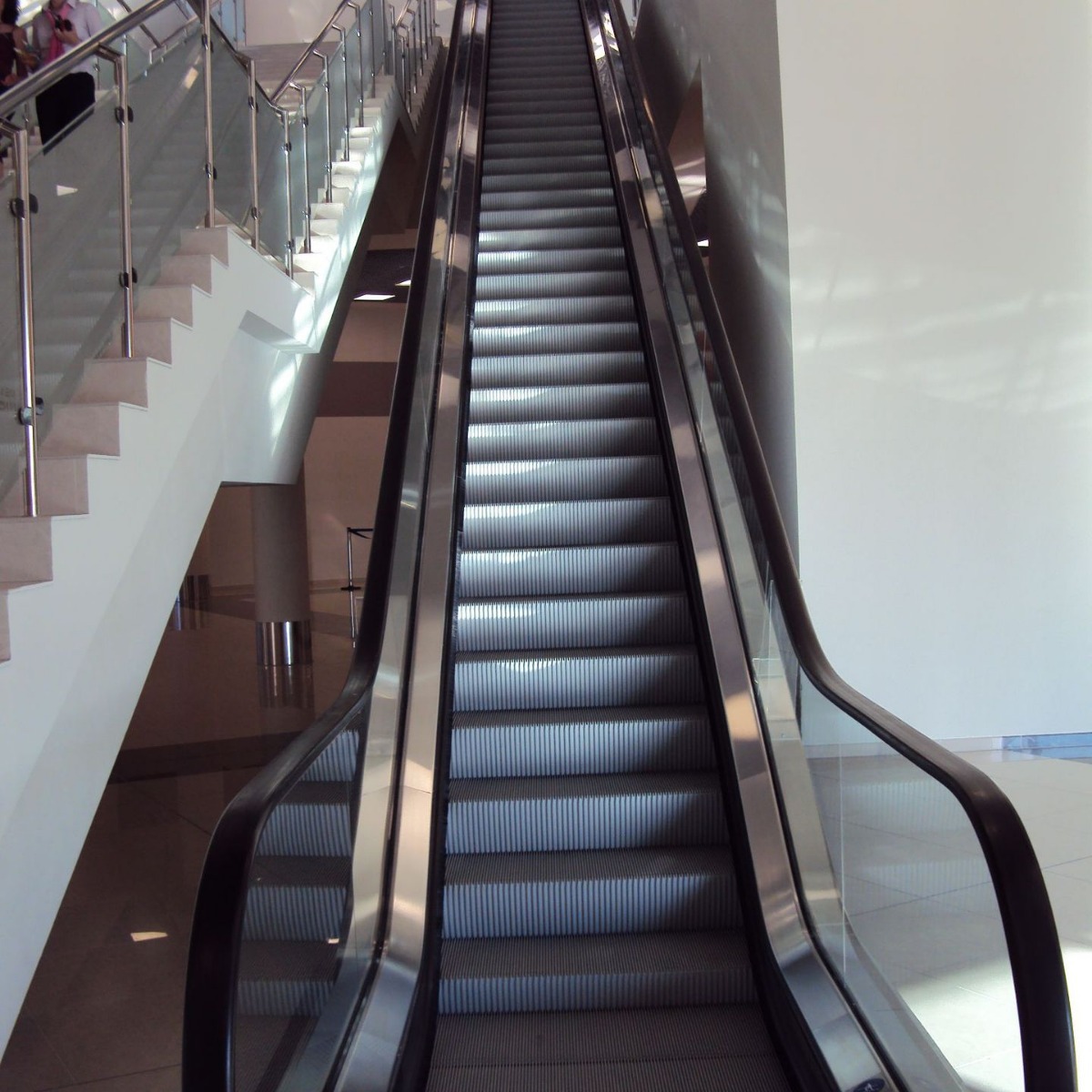 自动扶梯--商场扶梯--手扶梯--欢迎咨询