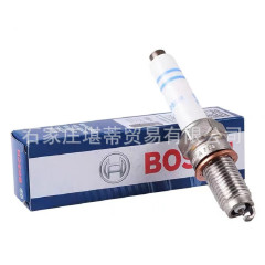 博世bosch双白金スパークプラグfr5kpp332s適用アウディa6la7a8lq5q7q8火口