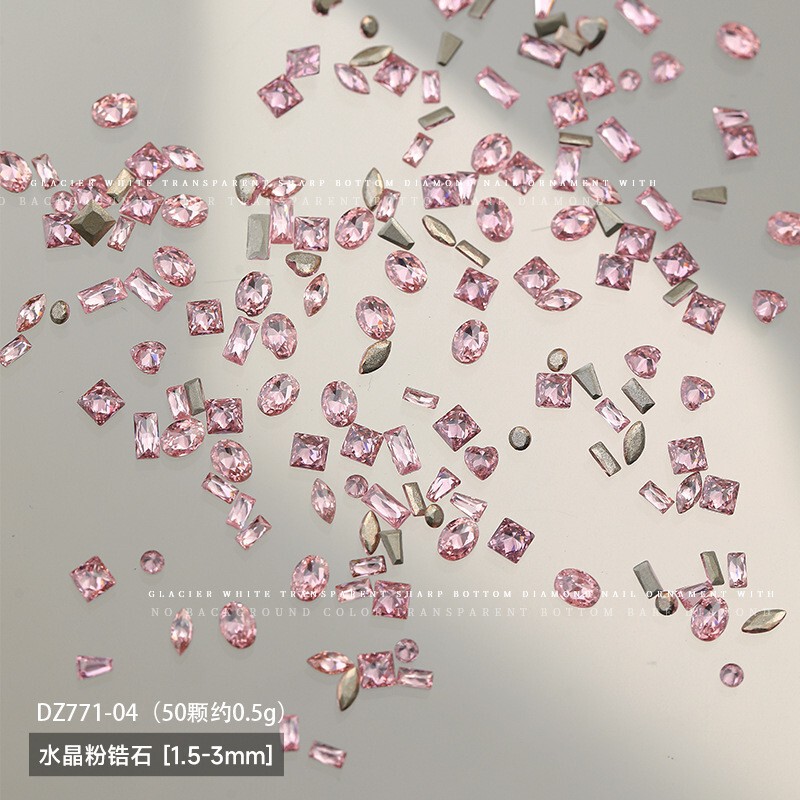 ネイルミニジルコンのアクセサリーが逆になっています。|undefined