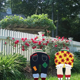 Popular Cross-Border Waterproof and Sun-Resistant Garden Stakes for Marking Gardens with Images of Elderly Women and Men