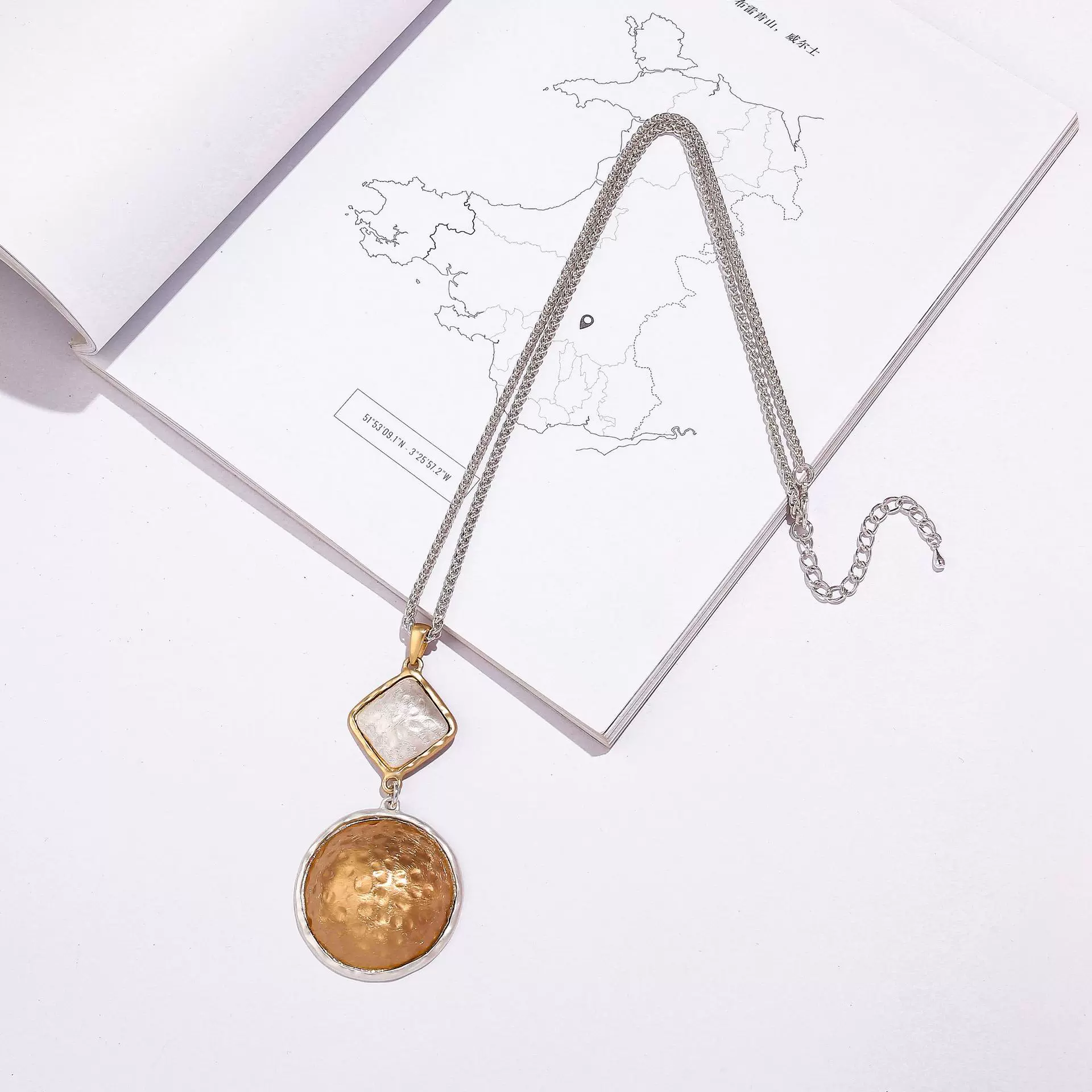 亚马逊爆款跨境饰品专供新品欧美项链韩版长款合金混色女士毛衣链