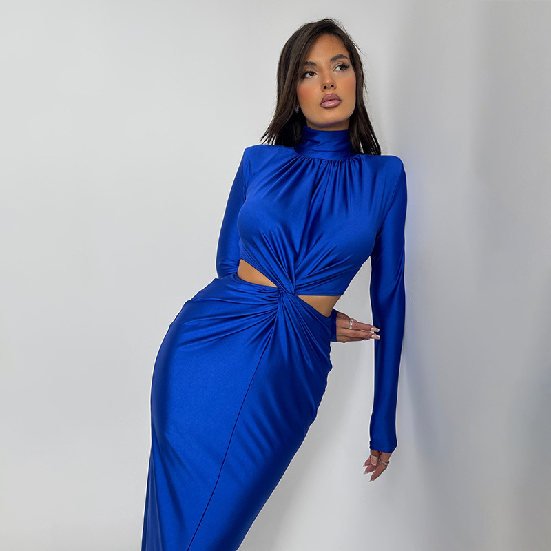 Elegant Dress Image 8