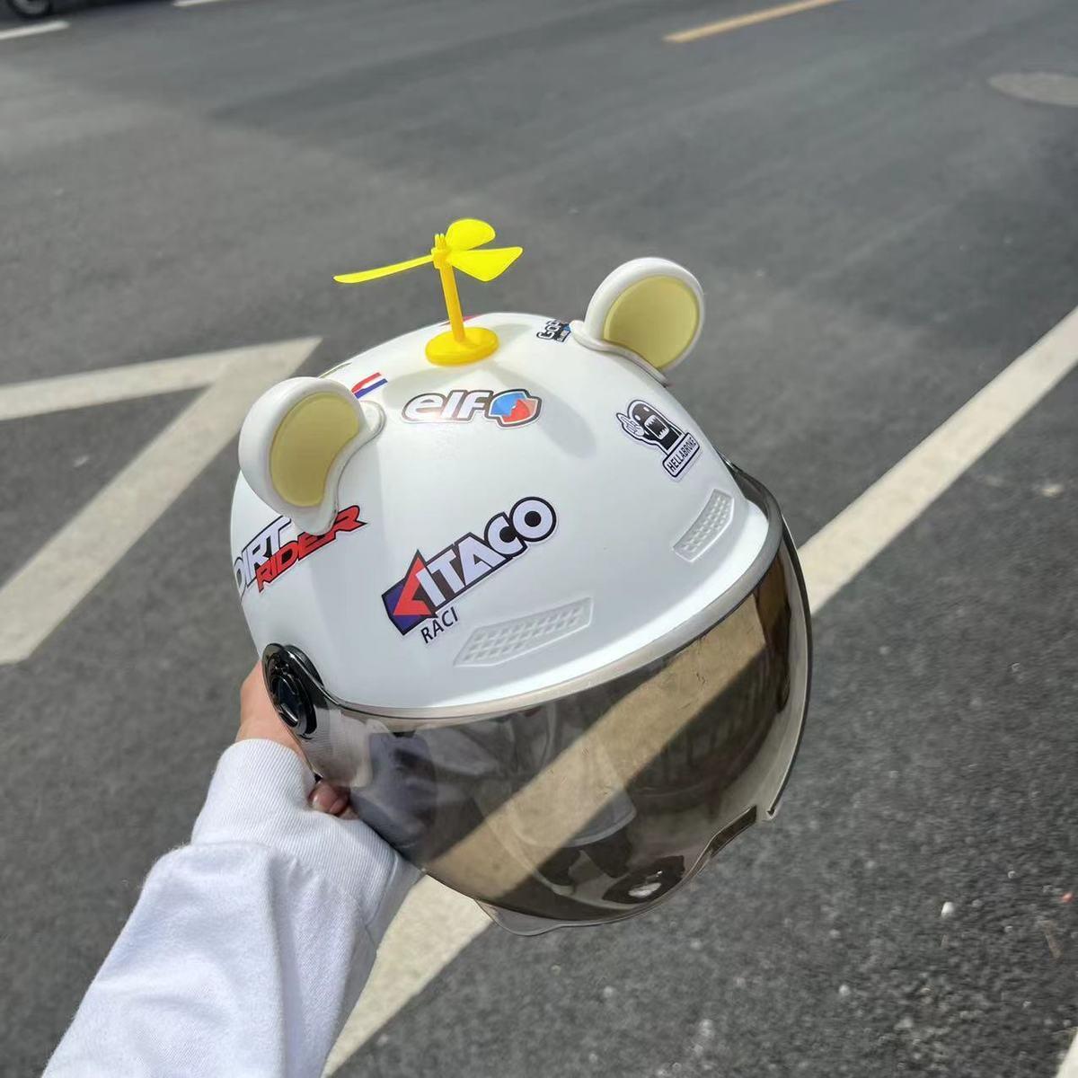 New summer collection: certified adult helmet, electric scooter half helmet, UV protection, windproof, and impact-resistant motorcycle safety helmet
