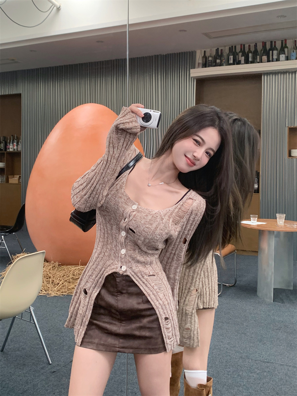 hmqViviiyNSAyin8WuaVt2C8QKydBHtfAWL9