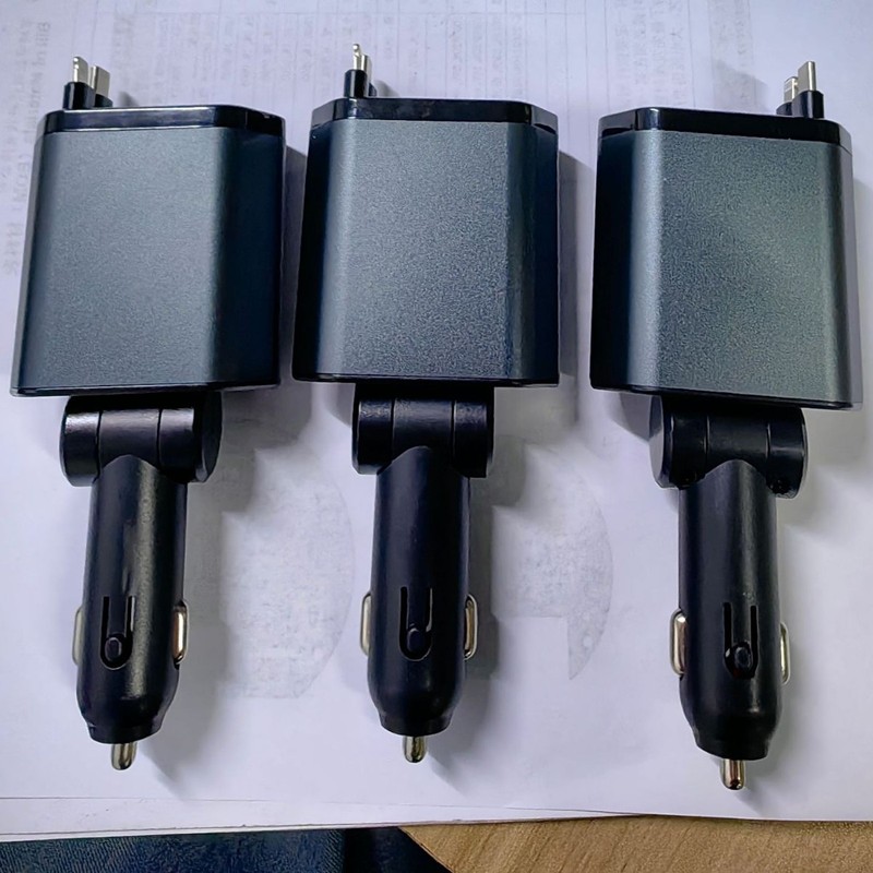 新しい車の急速充電車の充電器車のミニフォーインワン伸縮ケーブル携帯電話 Type-c 超急速充電|undefined