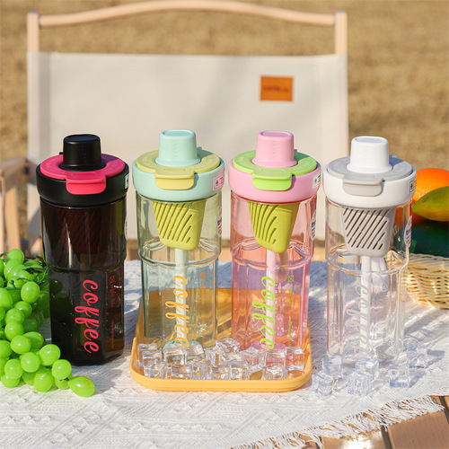 New original design fashionable water cup for girls, high-looking plastic cup, Tritan material, double drinking cup, strawberry tea leakage