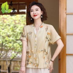新型の婦人服の薄い上着の洋風の中で老年の夏服の女性の40-60歳の2024年の夏のお母さんは半袖を詰めます。