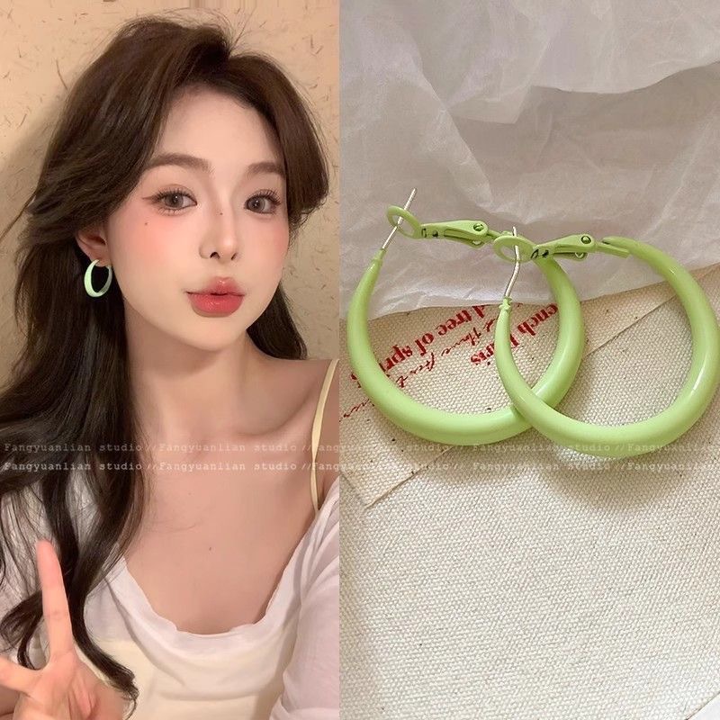 73# light green painted plain hoop earrings