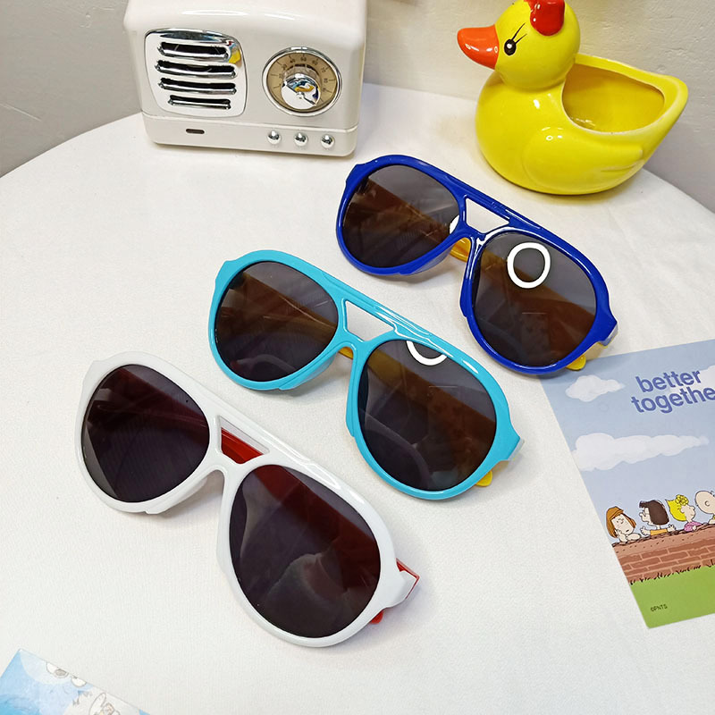 Cute Sun Sunglasses UV400 Protection Resin Round Frame Kids Sunglasses display picture 6