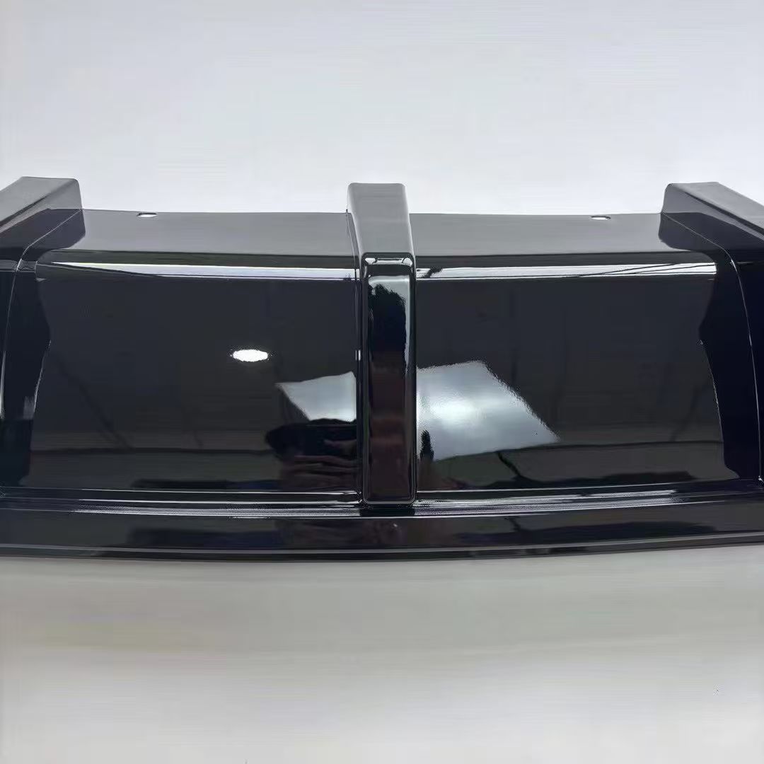 Suitable for 15-23 Models of Chrysler 300C Srt Rear Lip Modification, Rear Diffuser, Rear Spoiler