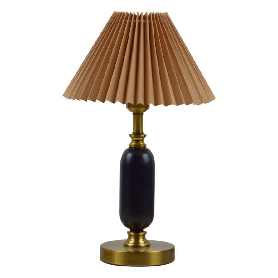 Dormitorio americano lámpara de mesa hogar creativo lámpara de noche nórdico retro cálido chino cerámica boda dormitorio principal Lámpara decorativa