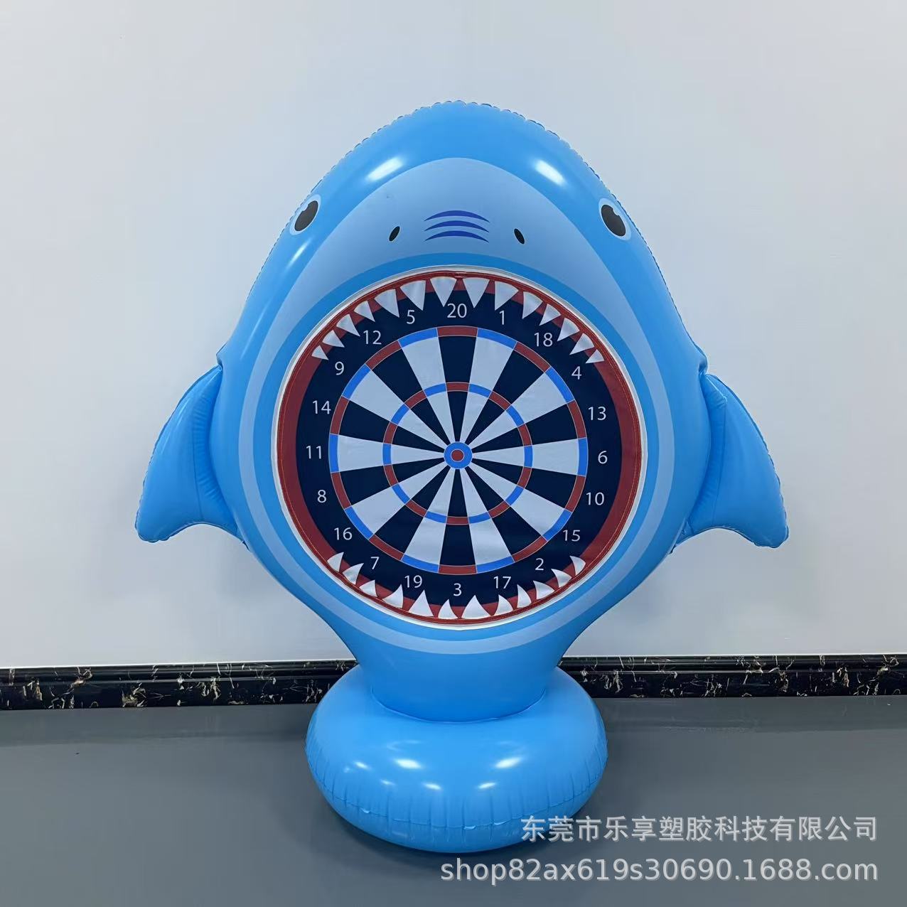 New Inflatable Throwing Target Dart Board Water Lawn Throwing Game Props Children Throwing Toys in stock