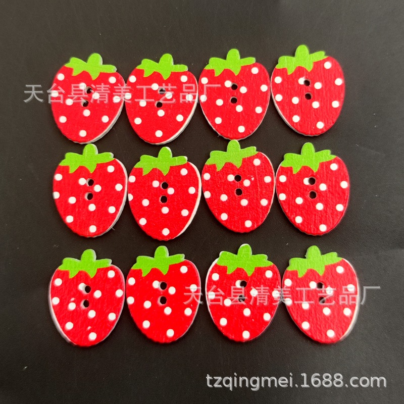 17*22mm rojo fresa en forma de color hebilla de madera accesorios de ropa para niños hebilla de dibujos animados 100 piezas por paquete