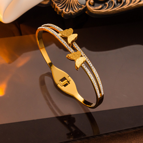 Korean Titanium Steel Butterfly Women's Bracelet Hand Accessory Hollow Ins Trend Bracelet Cool Wind Bracelet Accessory Famous Person Bracelet