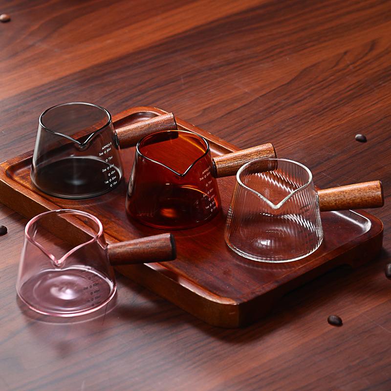 Yingdu Wooden Handle Milk Jug Coffee Small Milk Cup Espresso Cup Coffee Utensil Extraction Scale Measuring Cup Milk Cup with Handle
