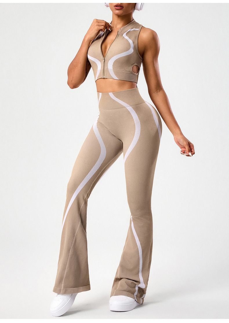 Completo color-block da donna con canotta senza maniche con cerniera e pantaloni da yoga svasati color pesca_voghion.com