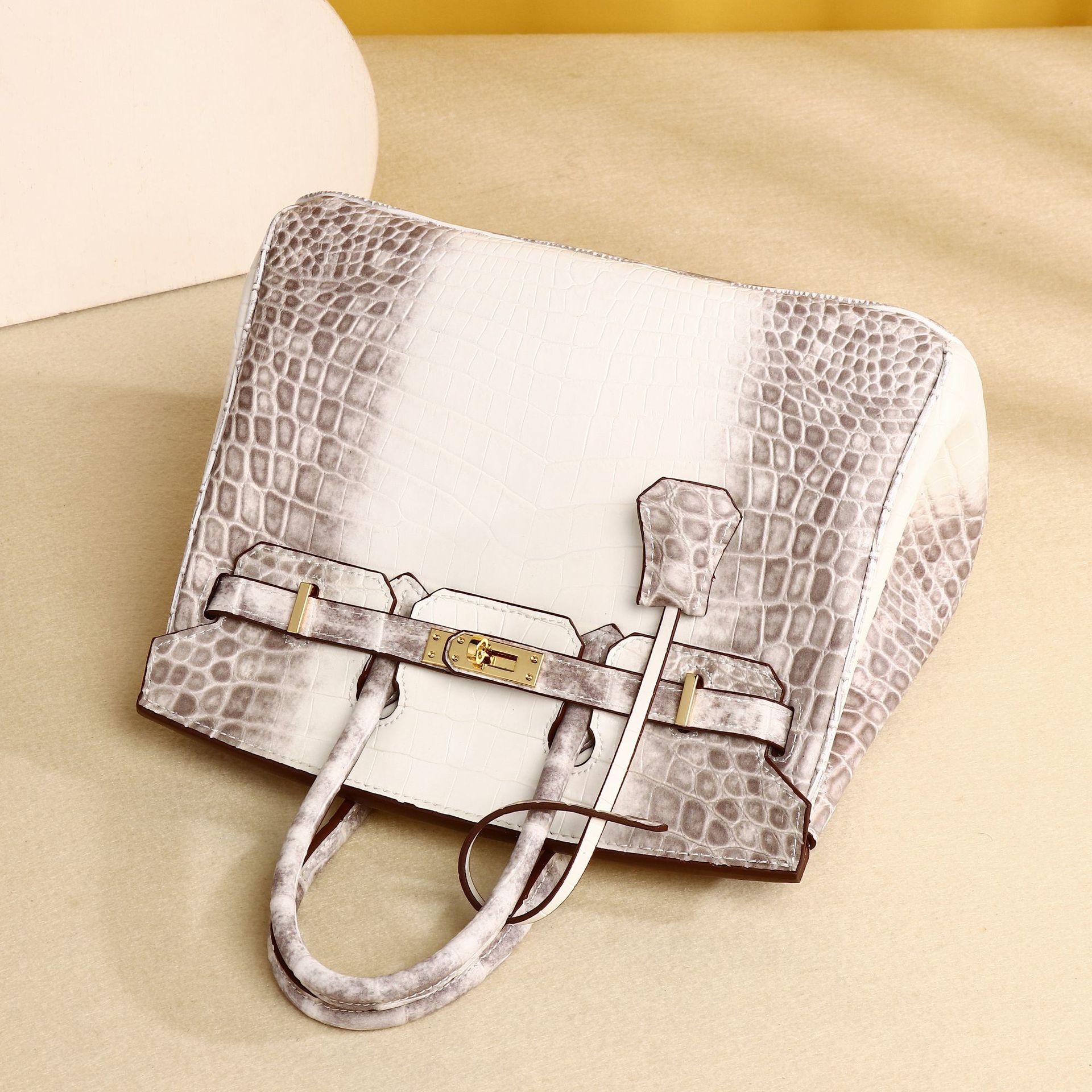 Túi xách tay nữ da PU cao cấp họa tiết vảy cá sấu phong cách Hermes Birkin 25 cm — Trắng Himalaya chi tiết 2