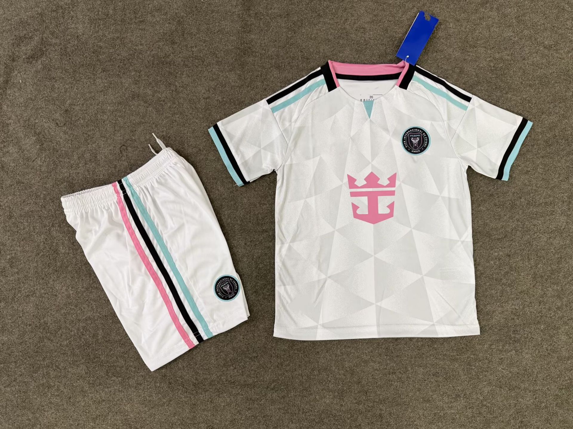 2627 nueva ropa infantil LWP París Real Madrid Juve Manchester United Chelsea camiseta ropa de fútbol ropa infantil