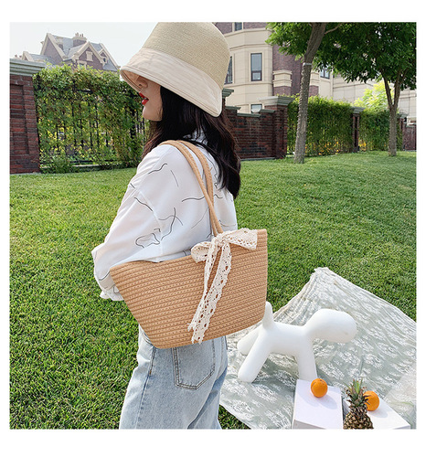 Straw bag women's  new summer Internet celebrity large capacity bucket bag beach vacation woven shoulder handbag
