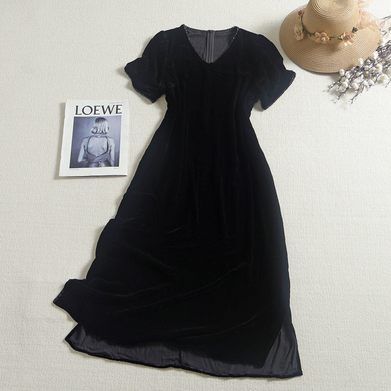 Black Silk Velvet Waist-Cinching Dress, French-Style V-Neck with Embellishments, Short Sleeves, Drapey and Slimming, Vintage Elegant Long Dress