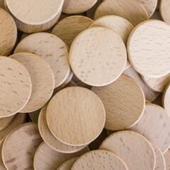 丸いケヤキの丸い木片のつり札diyアクセサリーの部品の材料の歯磨きの材料の木材の工芸品