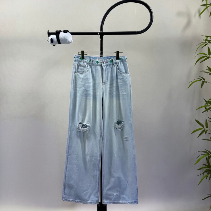 Nanyou's new Di retro four-leaf clover distressed high-waisted light blue wide-leg jeans for women, a cross-border bestseller