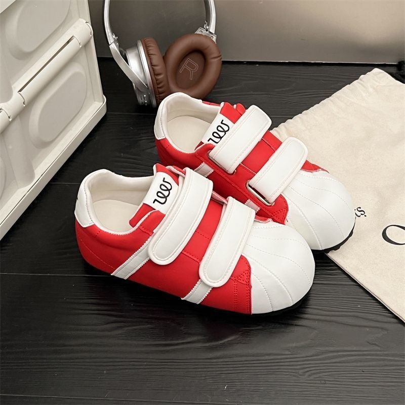 2026 primavera y otoño cabeza grande velcro grueso suela pequeña zapatos blancos nicho de mujer universal zapatos casuales resistentes al desgaste tendencia de verano