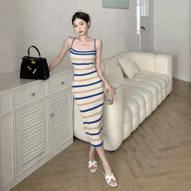 小香风条纹毛衣裙子夏季女装小个子针织茶歇法式吊带连衣裙内搭