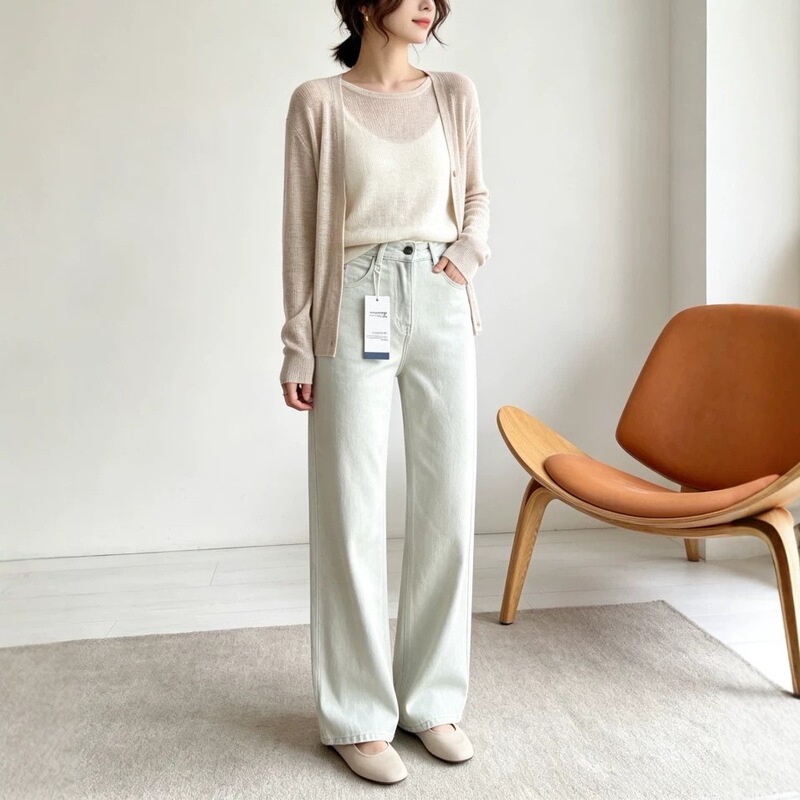 Straight-leg, slim-fit pants! Twin versions of four-way stretch straight-leg jeans for women, featuring a retro, slimming, and flowing design with a narrow, wide-leg silhouette Straight-leg, slim-fit pants! Twin versions of four-way stretch straight-leg jeans for women, featuring a retro, slimming, and flowing design with a narrow, wide-leg silhouette