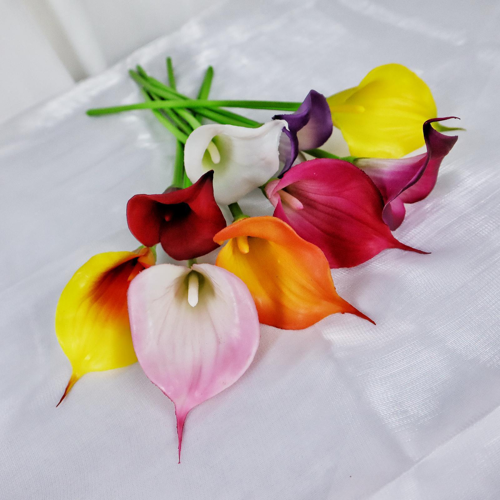 Mini mano-sensación Calla Lily falso ramo de flores artificiales transfronterizas Comercio exterior decoración del hogar Accesorios de fotografía fábrica al por mayor