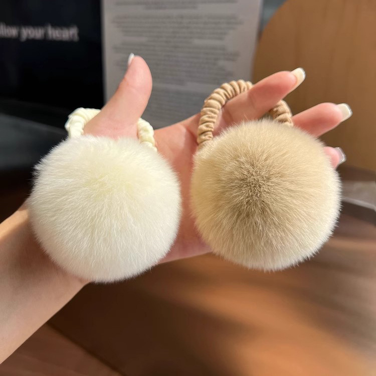真兔毛毛球发绳可爱简约百搭毛绒球头绳弹力皮筋发圈皮草头饰批发