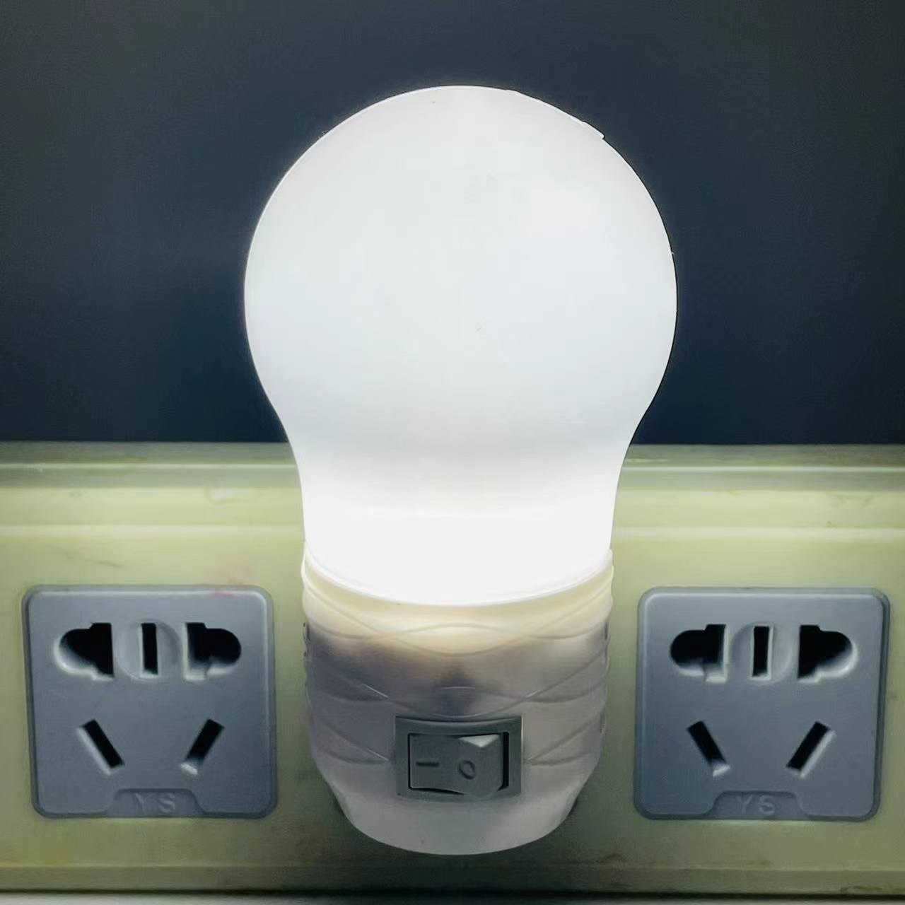 7b9d4fb47d1144b4947ee2da9680f5