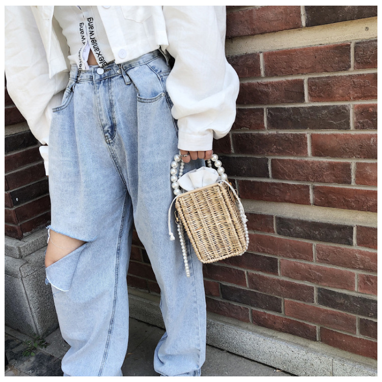 Petit Sac Carré En Paille Tissée À La Mode display picture 3