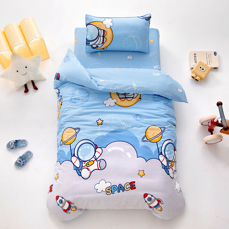 Jardín de infantes colcha de tres piezas para jardín especial de seis piezas siesta de siete piezas colcha de algodón para estudiantes de primaria