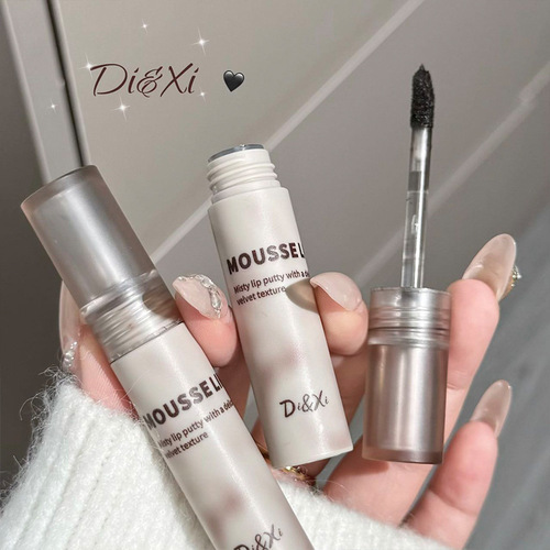 DI&XI Soft Mist Mousse Lip Mud, Matt Fog Texture Whitening Long-lasting Color-Lasting Eye-Colorless Lipstick for Women
