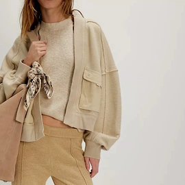 连衣裙;女式衬衫;时尚休闲套装