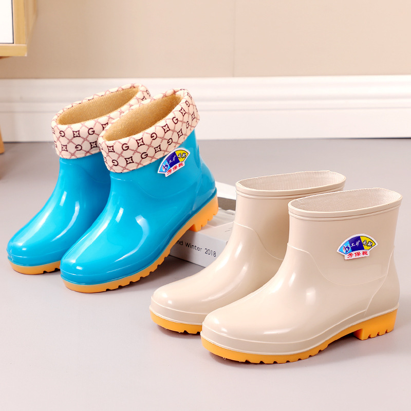 Rain Boots for Women in Autumn and Winter, Waterproof Outer Wear, Velvet, Thickeneded, Warm, Non-Slip, Thick-Soled Rubber Shoes, Short Overshoes, Rain Boots for Women