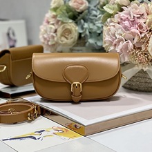 D�ҵϼ�BOBBYEAST-WEST�W���͹�ţƤ��ɫ���Ȱ��μ�б��Ҹ��